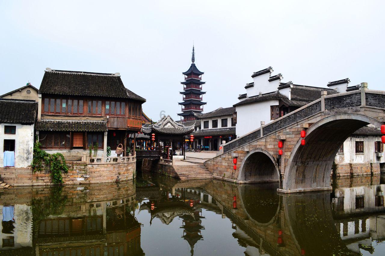 紫色魔法师守城中文版